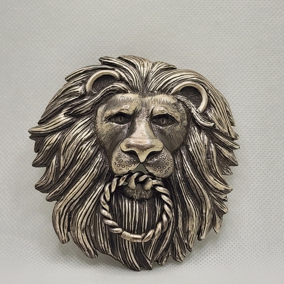 Douglas Paquette Runway 1980-90s Lion Head Buckle - Picture 5 of 6